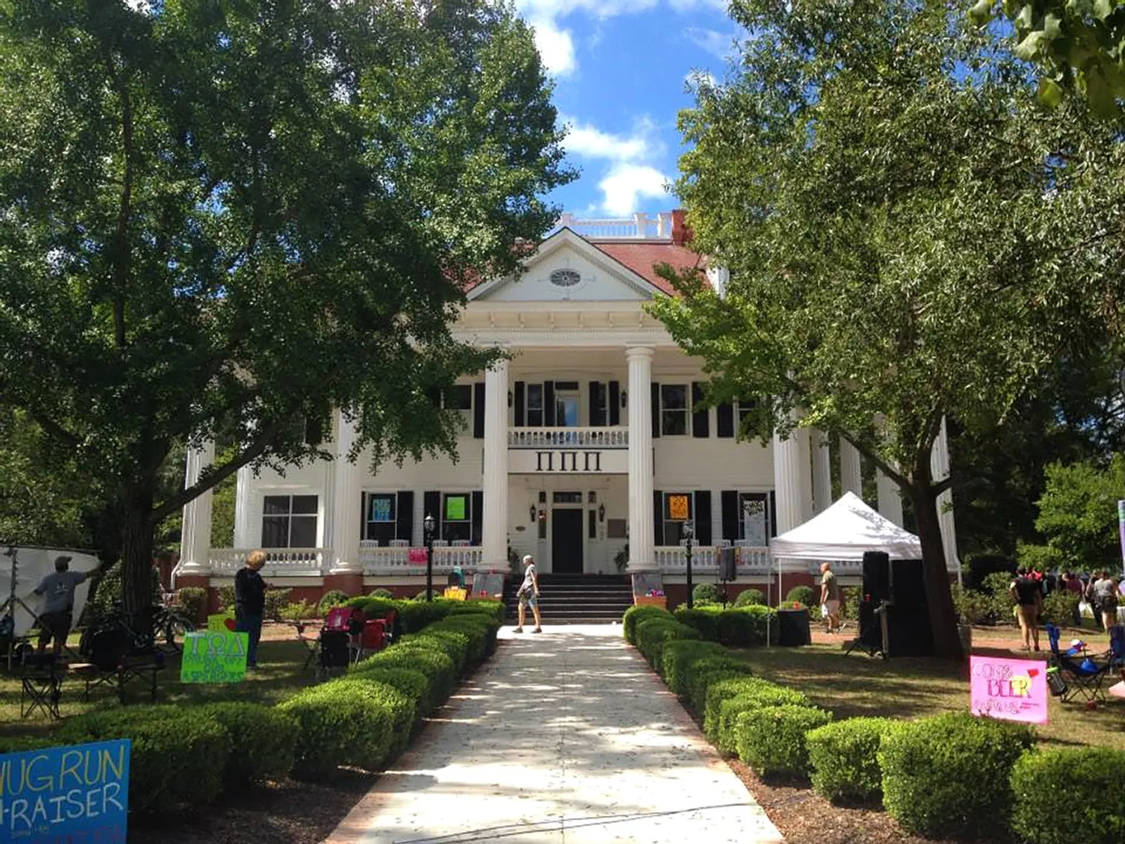 Opening credits scene in The Big Valley