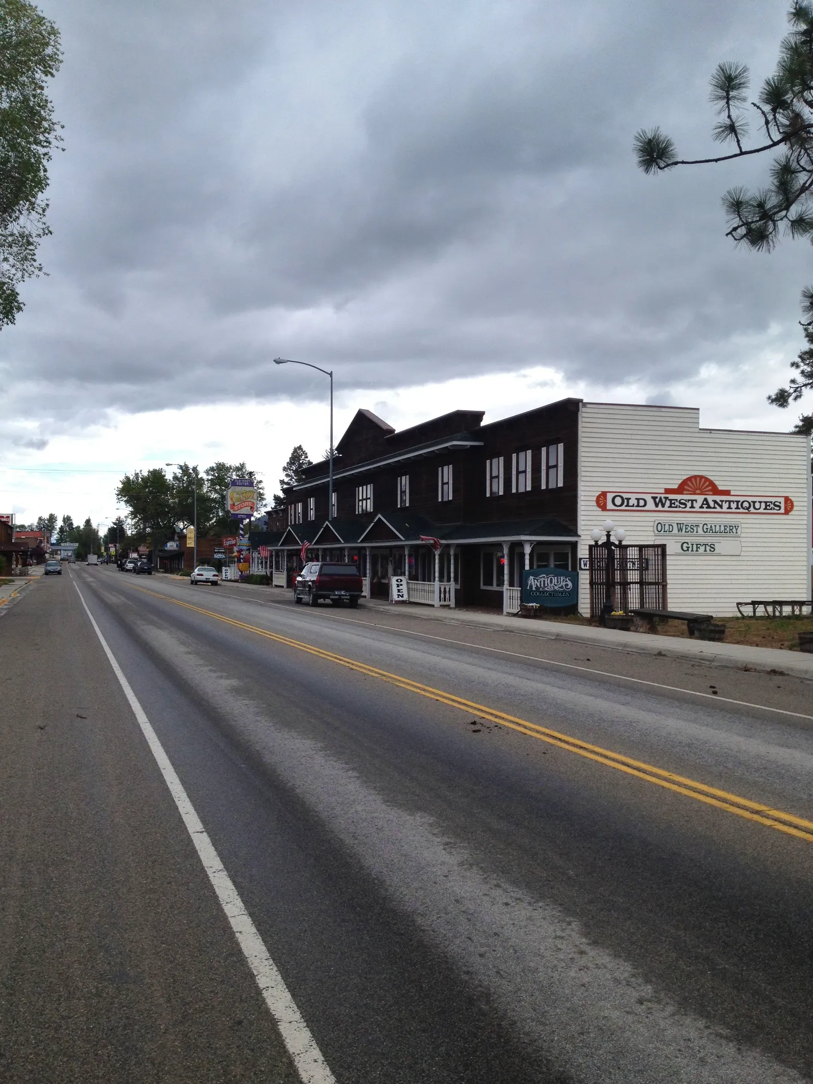 Jamie meets his biological father scene in Yellowstone