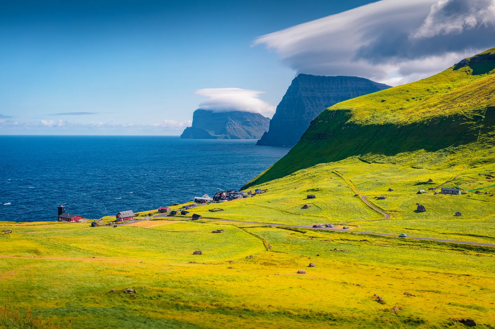 Safin’s lair scene in No Time to Die