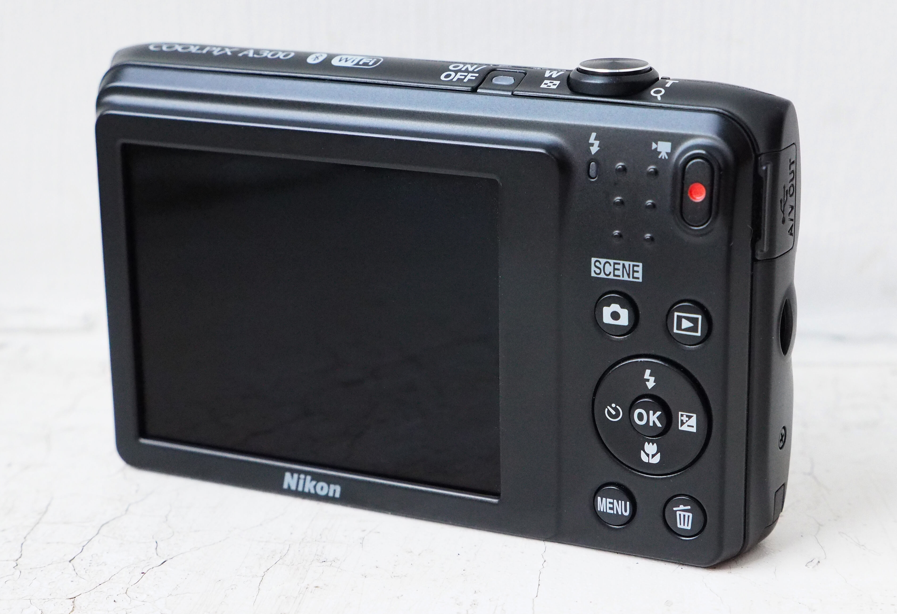 Amazon.com : Nikon Coolpix S3600 ( 20.48 MP,8 x Optical Zoom