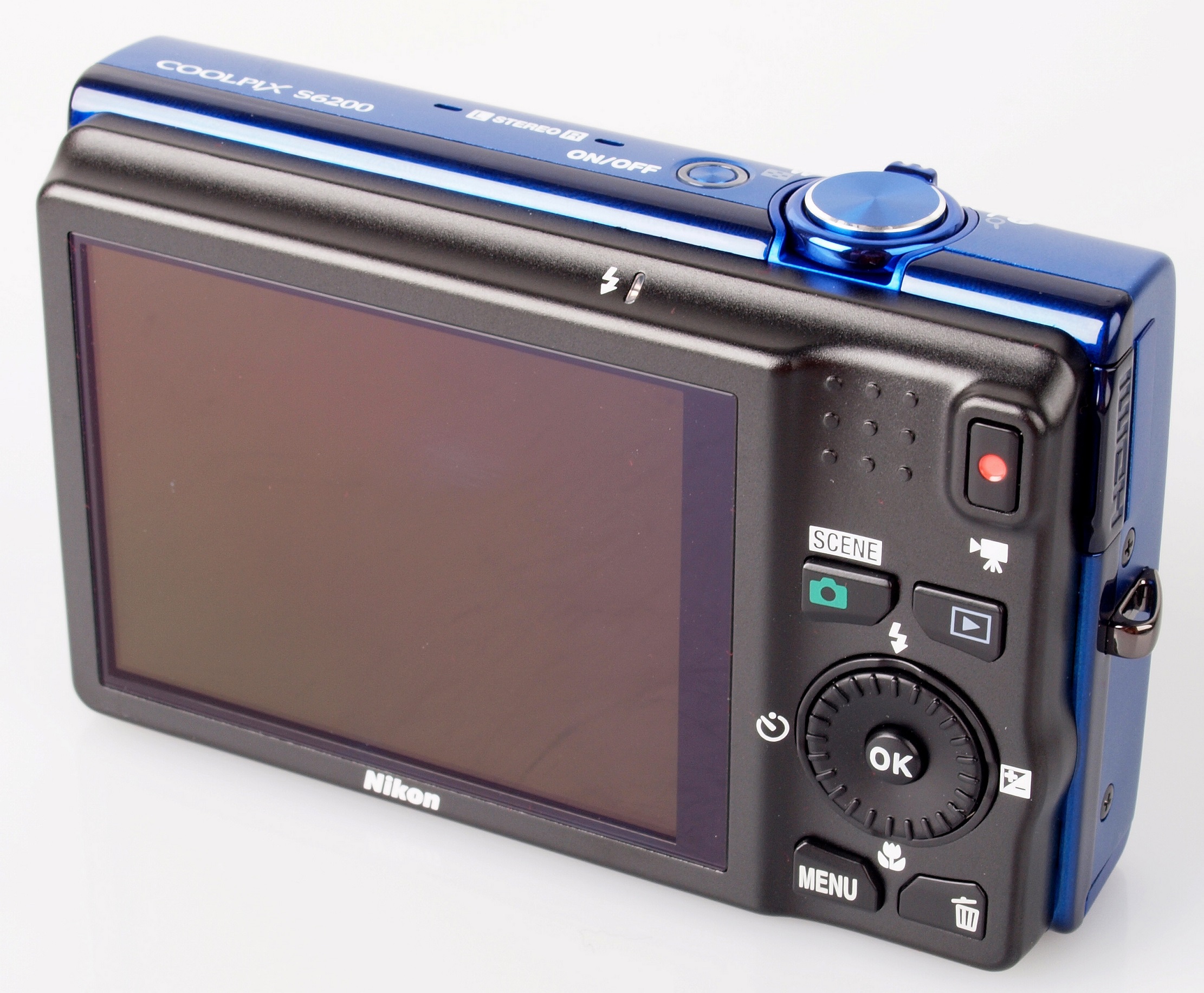 Nikon Coolpix S6200 Digital Compact Camera Review