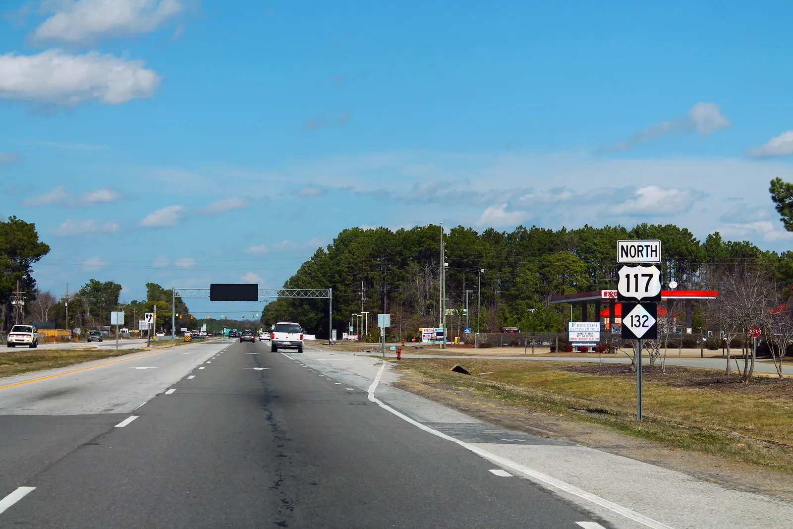 Peyton and Lucas in the hospital scene in One Tree Hill