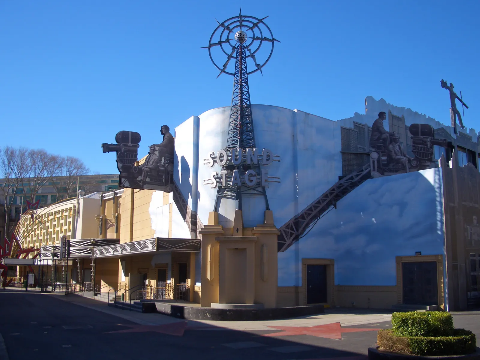 The bus fight scene in Shang Chi and the Legend of the Ten Rings