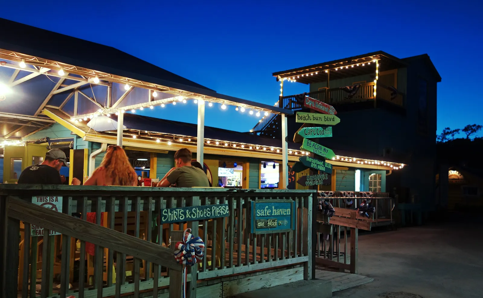 The killer threatens Barry scene in I Know What You Did Last Summer