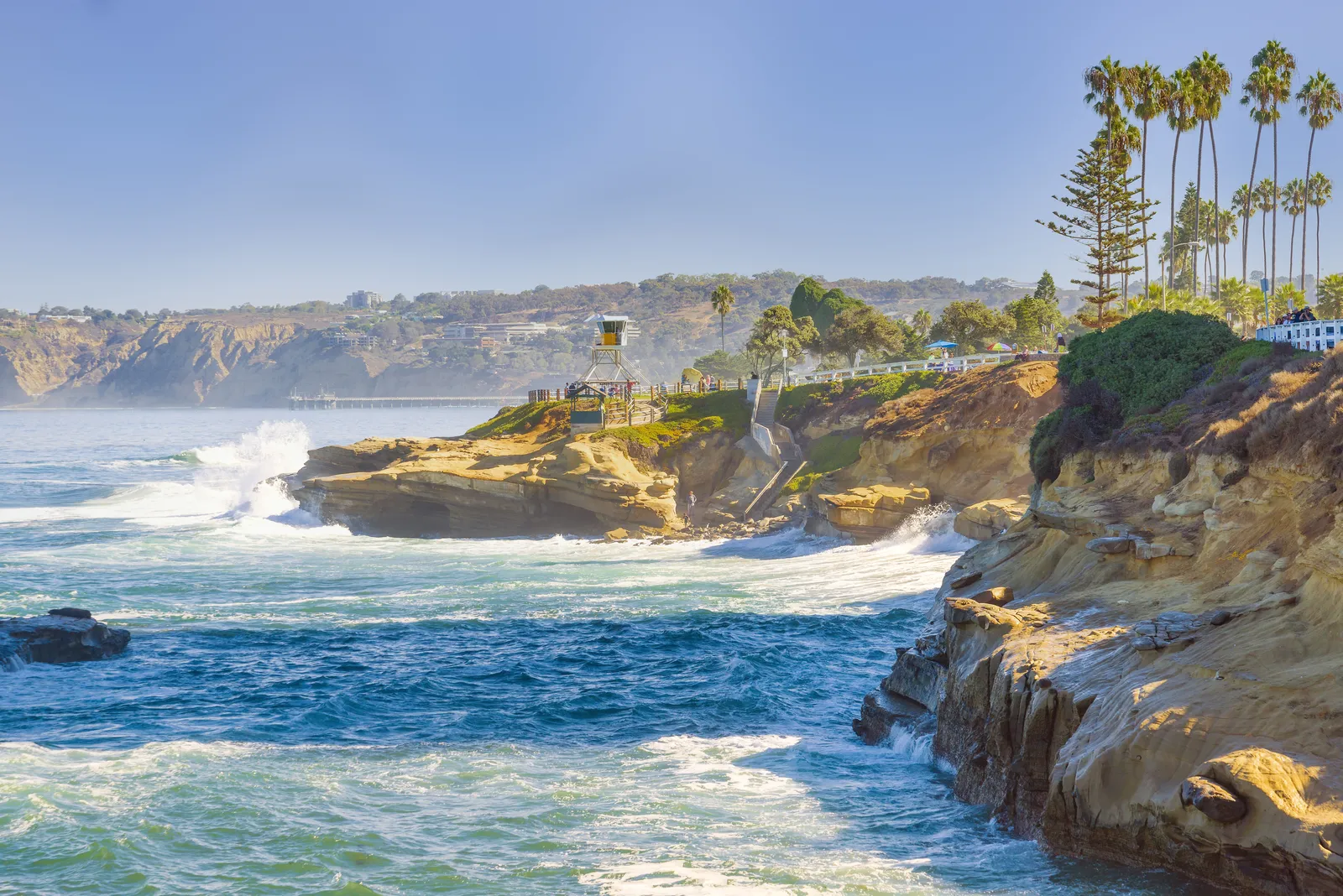 Dr. Dean frees Stragher scene in The Cell