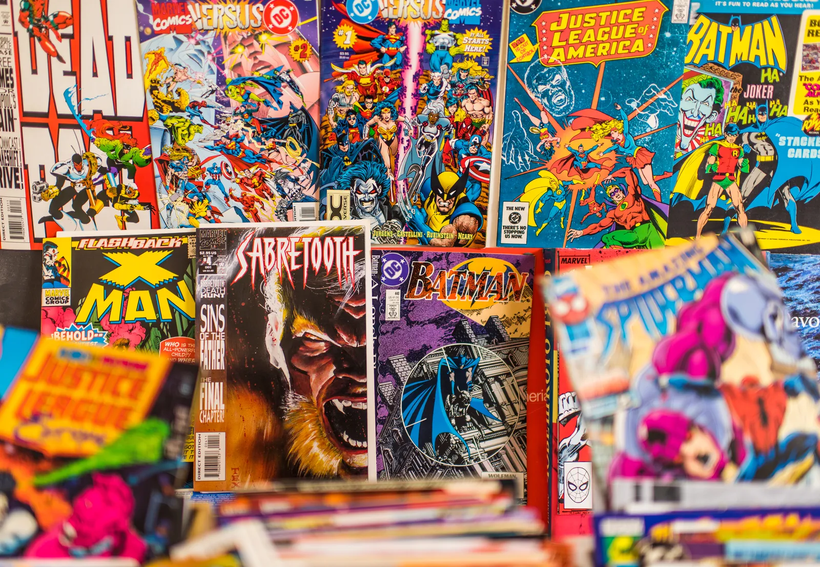 Sam meets the Frog Brothers scene in The Lost Boys