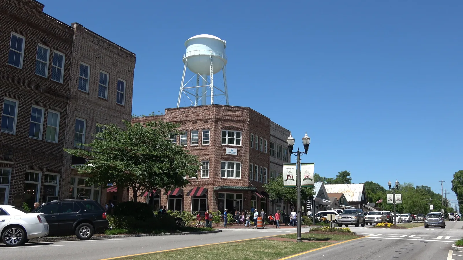 First attack scene in The Walking Dead