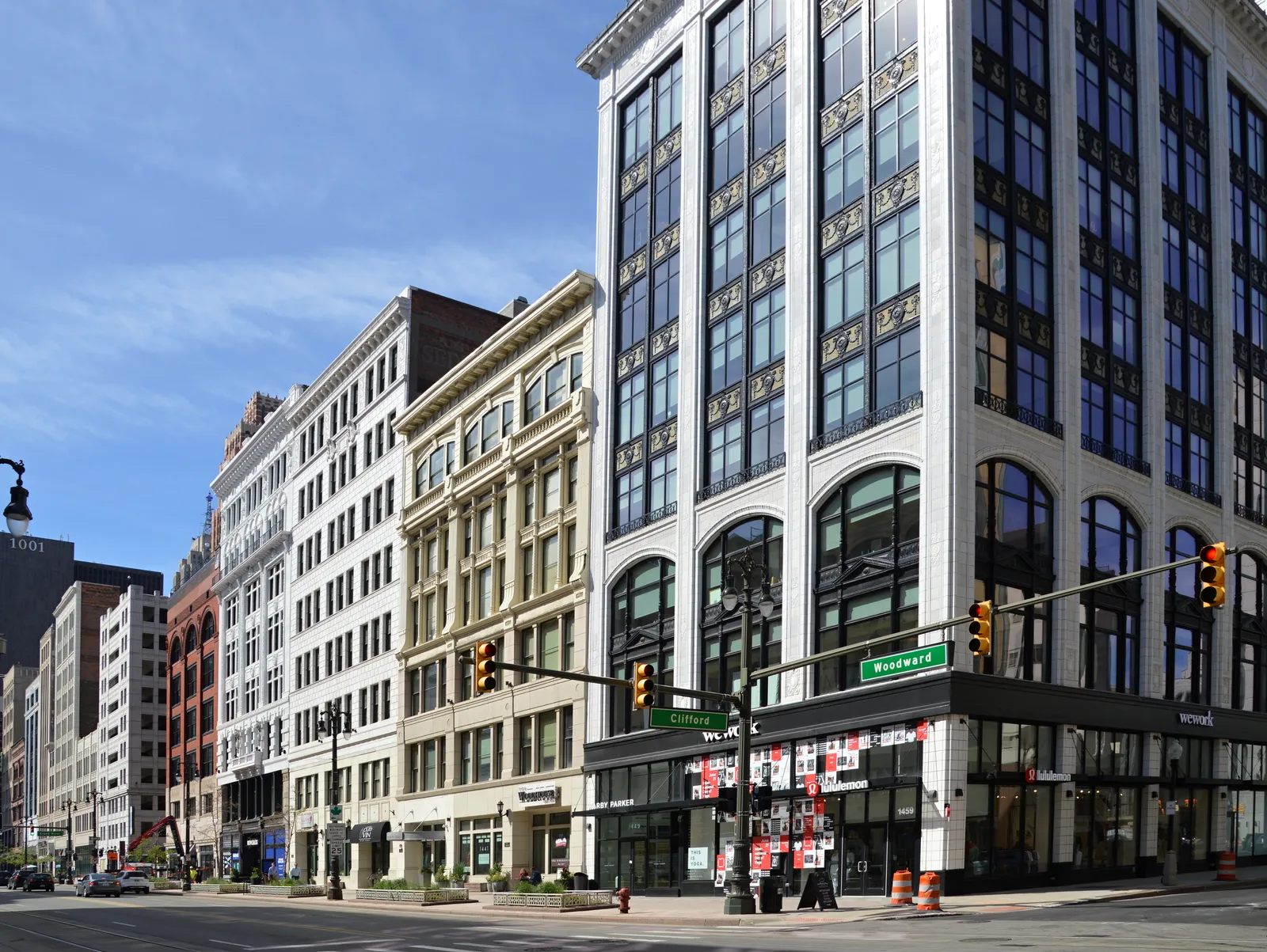 Tom ambushes Lincoln scene in The Island 