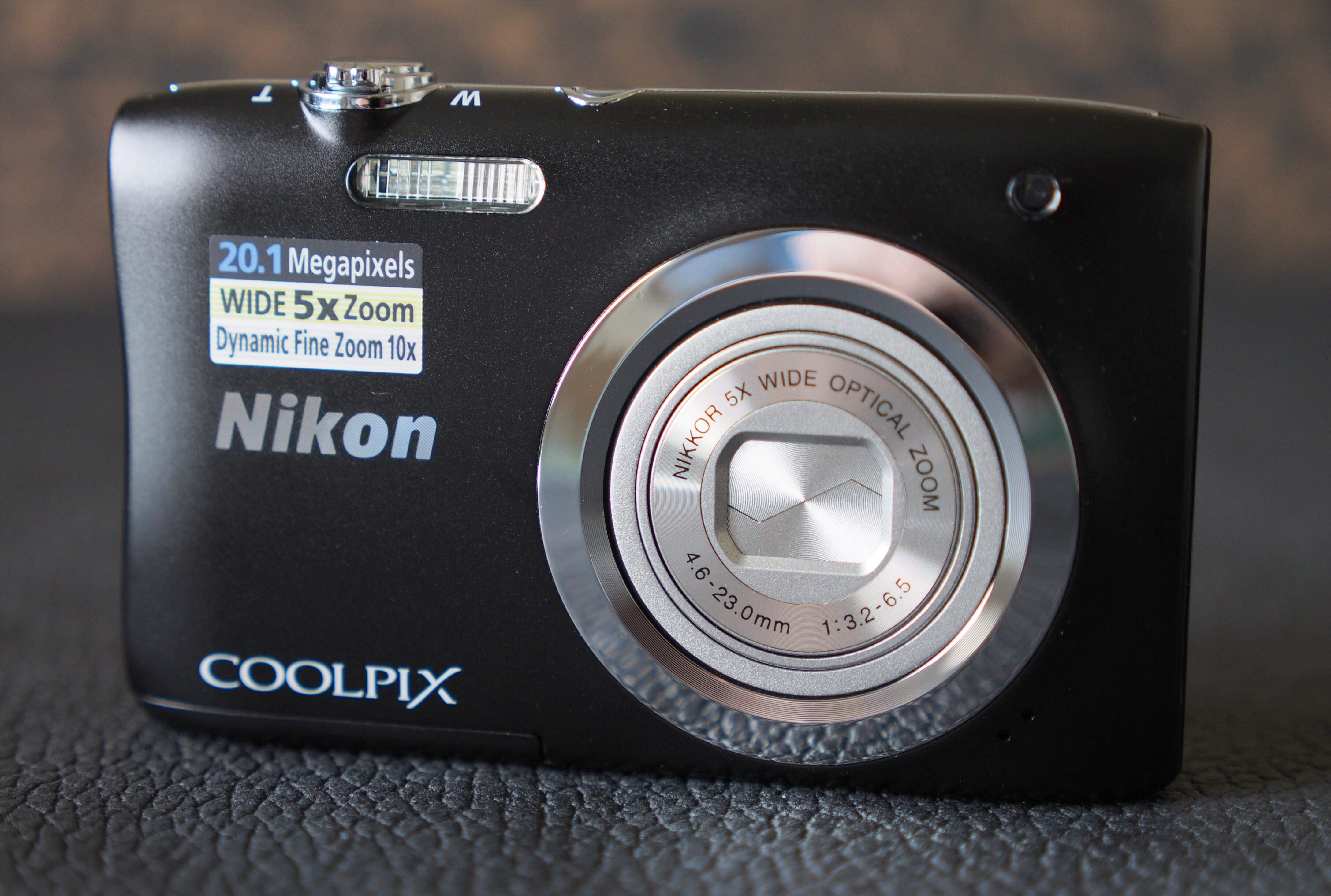 Amazon.com : Nikon Coolpix A100 20.1 MP Point & Shoot