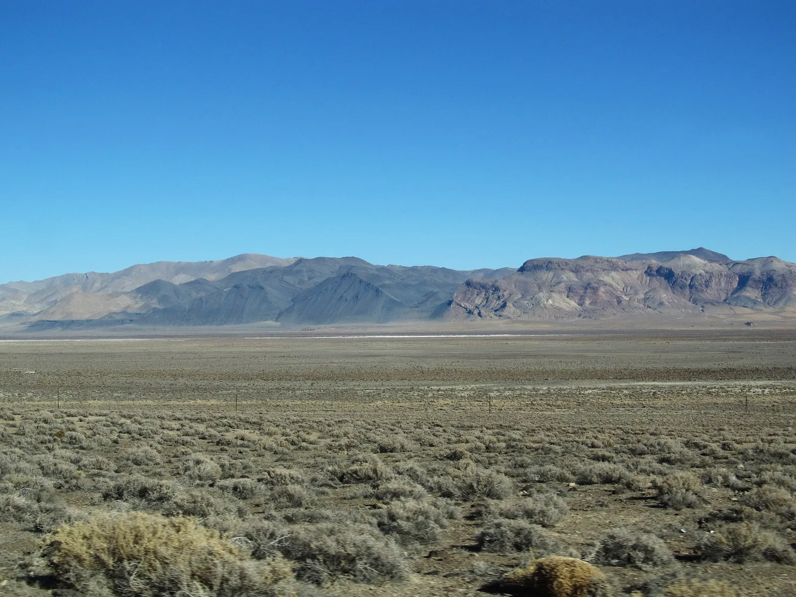  The Stranger taunts the outlaws' scene in High Plains Drifter