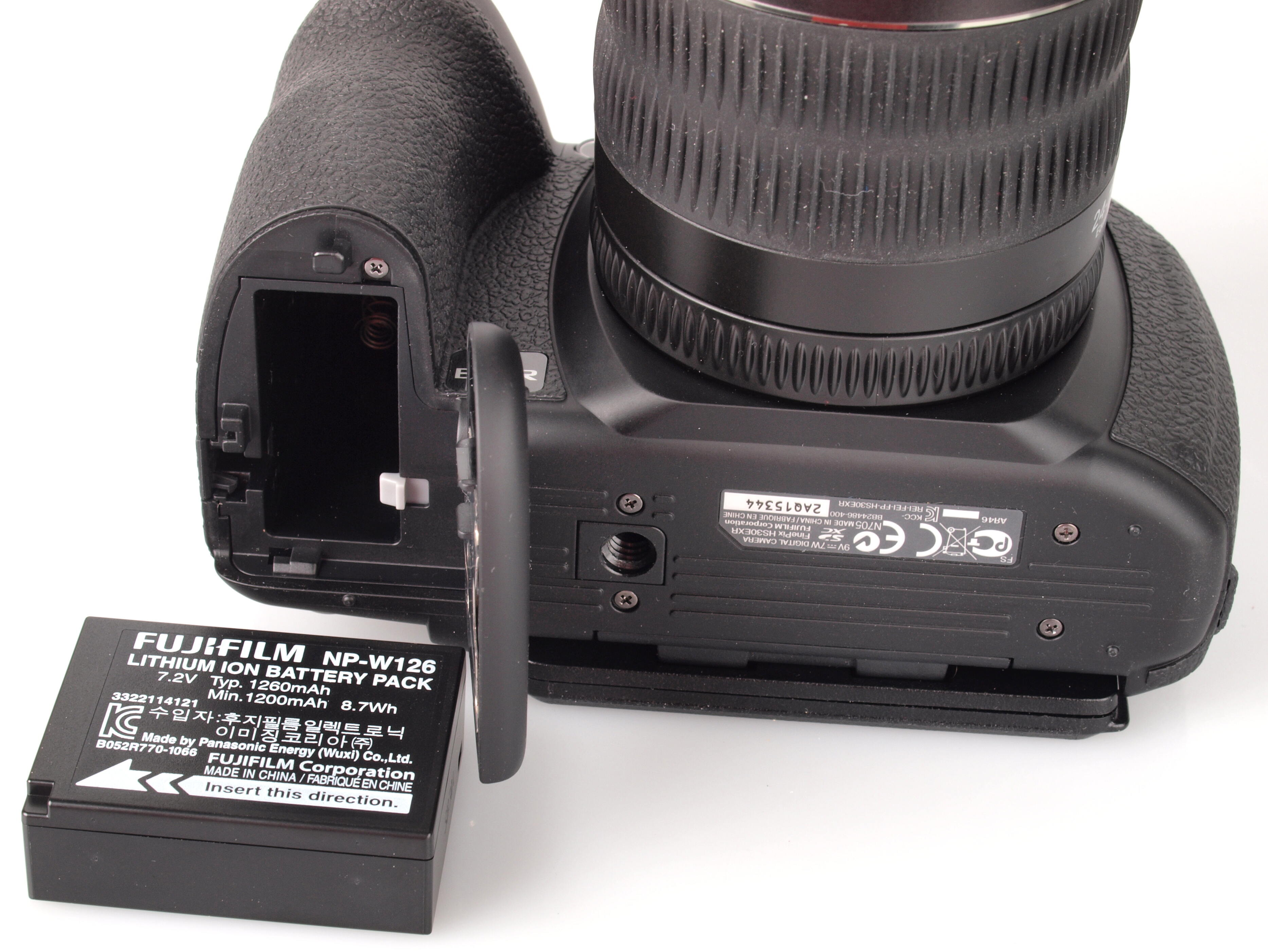Fujifilm FinePix HS30EXR Bridge Camera Review