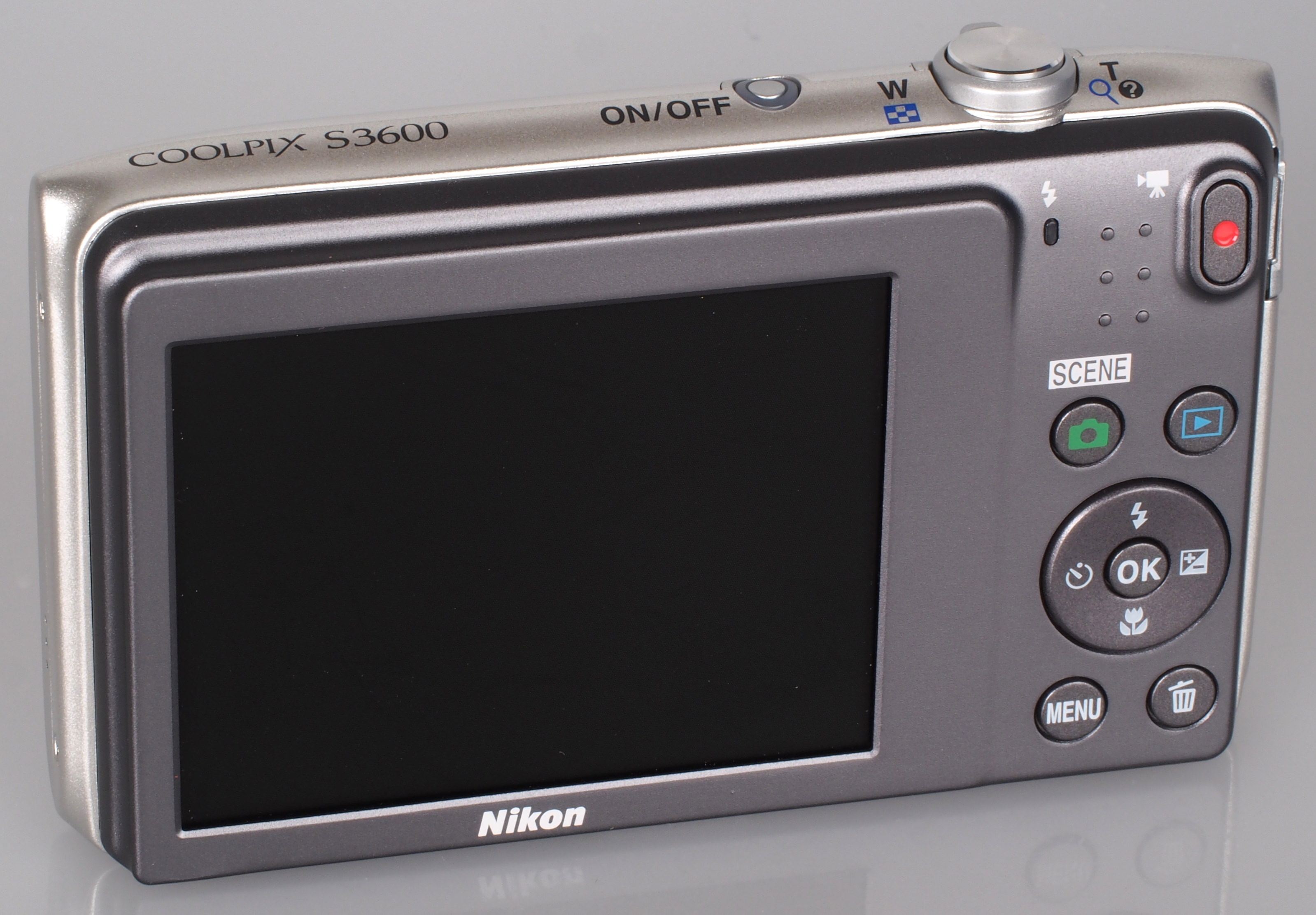 Amazon | Nikon デジタルカメラ COOLPIX S3600 8倍ズーム 2005万