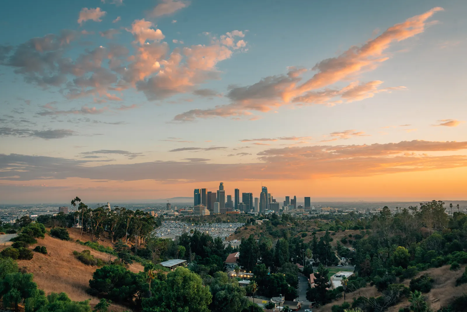 Seth and Maggie meet in the park scene in City of Angels